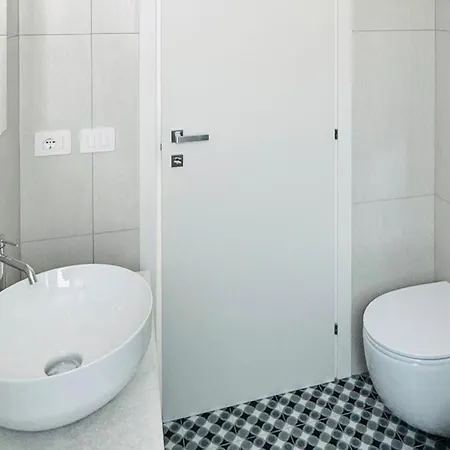 아파트 2 Bedroom Gorgeous In 마리나 디 모디카